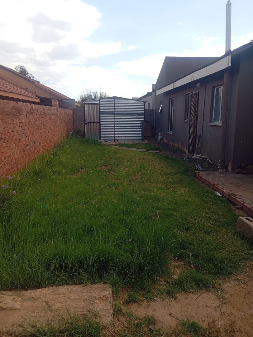 3 Bedroom Property for Sale in Lourierpark Free State